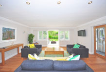 Jakie meble powinny się znaleźć w każdym salonie?