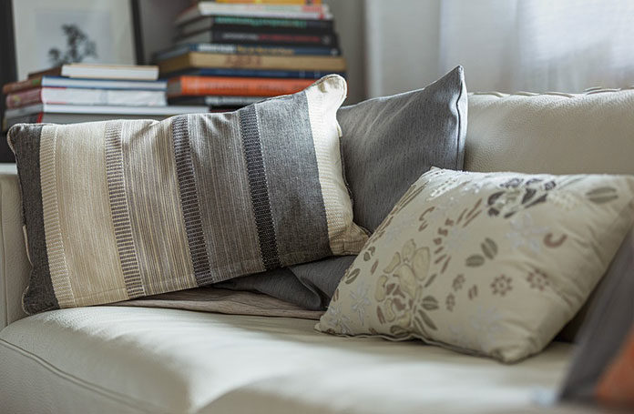 Pranie tapicerki ‒ po co sięgnąć Pranie tapicerki ‒ po co sięgnąć