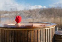 Jacuzzi we własnym ogrodzie