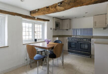 Przyczyny powstawania wilgoci i sposoby na ich zwalczanie