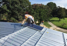 Uchwyty do fotowoltaiki – jak dobrać odpowiednie i o czym pamiętać przy montażu? uchwyty do fotowoltaiki