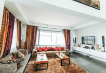 Jak wybrać zasłony na taras – materiały, kolory, upięcia Jak wybrać zasłony na taras