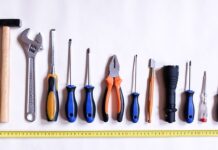 Jak naprawić pękniętą rurę stalową? Jak naprawić pękniętą rurę stalową?