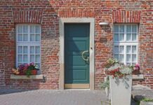 Czy fuga z czasem ciemnieje? Czy fuga z czasem ciemnieje?