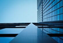 Ile m2 może mieć budynek gospodarczy? Ile m2 może mieć budynek gospodarczy?